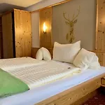 Guest house Heisshof