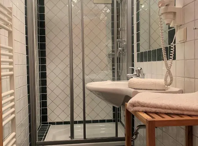 Heisshof 3* سخلادميخ