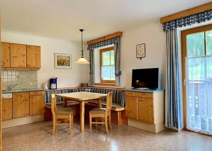 بيت ضيافة Heisshof