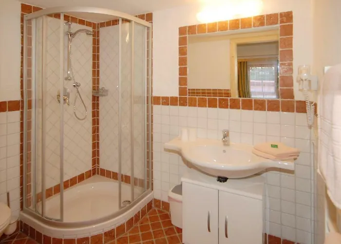 Heisshof بيت ضيافة